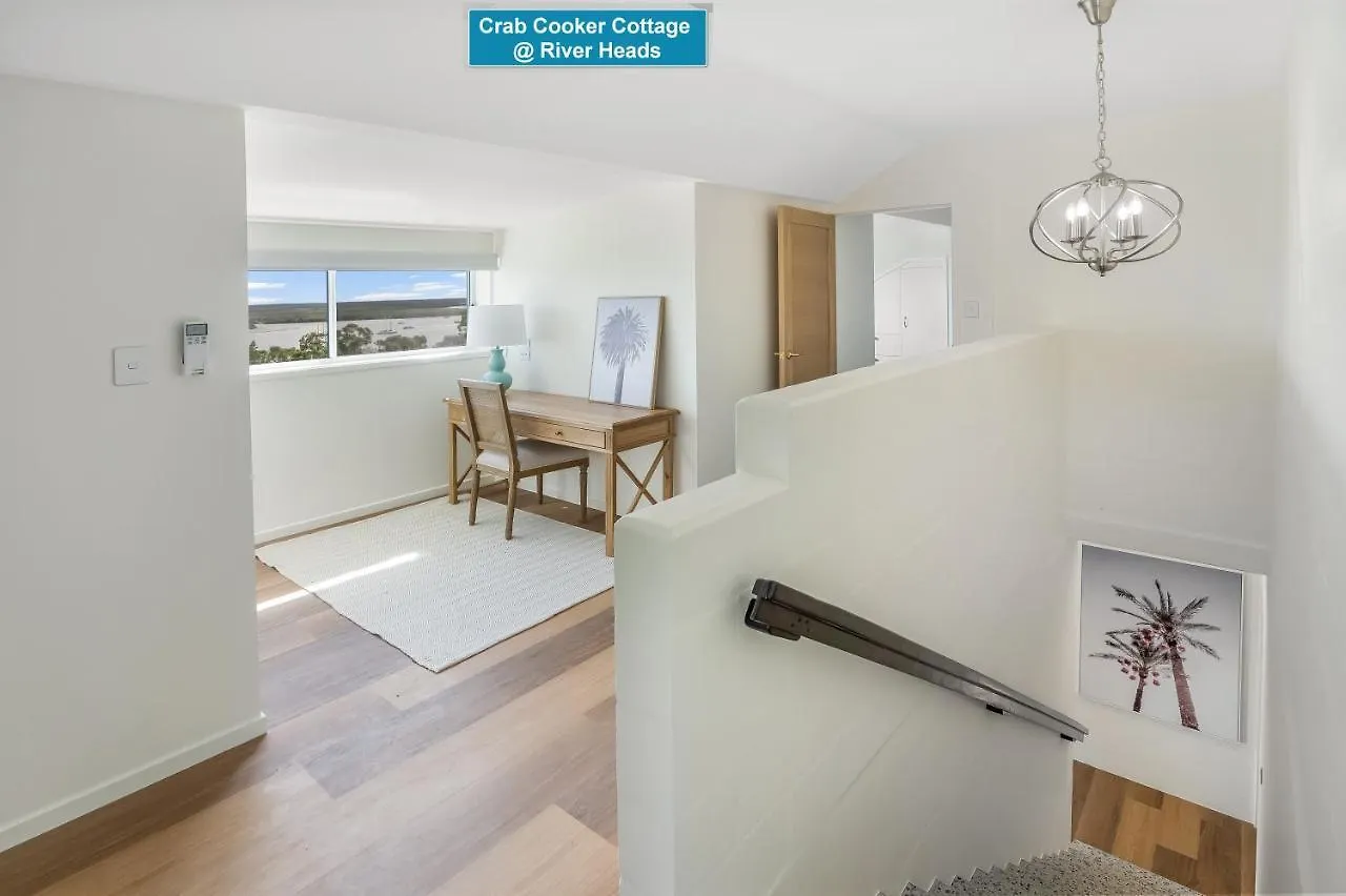 Crab Cottages Urangan 0*,