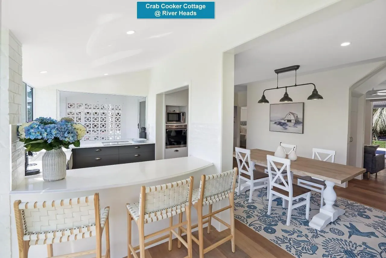 Crab Cottages Urangan Villa